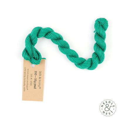 Silk & Ivory Lily Pad